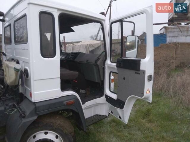 Білий Вольво FL 6, об'ємом двигуна 5.48 л та пробігом 980 тис. км за 25500 $, фото 22 на Automoto.ua