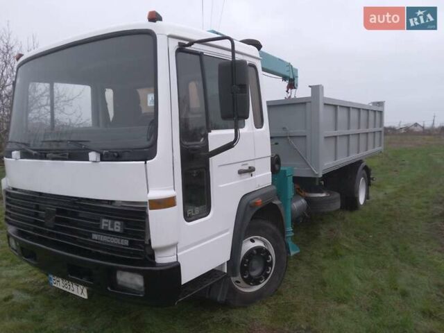 Білий Вольво FL 6, об'ємом двигуна 5.48 л та пробігом 980 тис. км за 25500 $, фото 24 на Automoto.ua