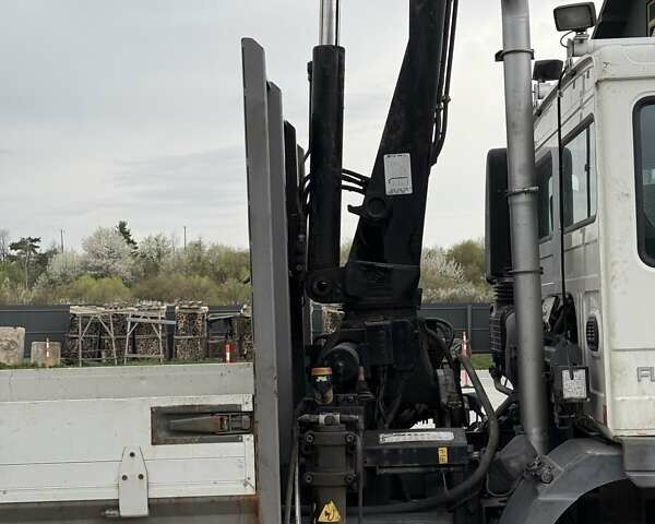 Белый Вольво FL 6, объемом двигателя 5.5 л и пробегом 185 тыс. км за 38000 $, фото 4 на Automoto.ua