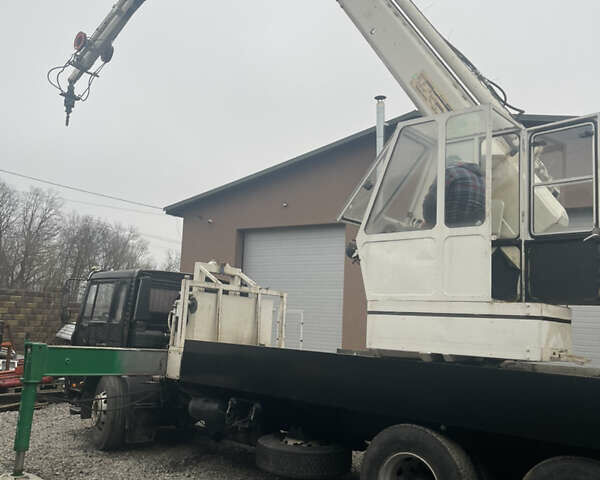 Вольво FL 6 2003 в Киеве на Automoto.ua Черный Вольво FL 6, объемом двигателя 4.75 л и пробегом 0 тыс. км за 45000 $, фото 12 на Automoto.ua