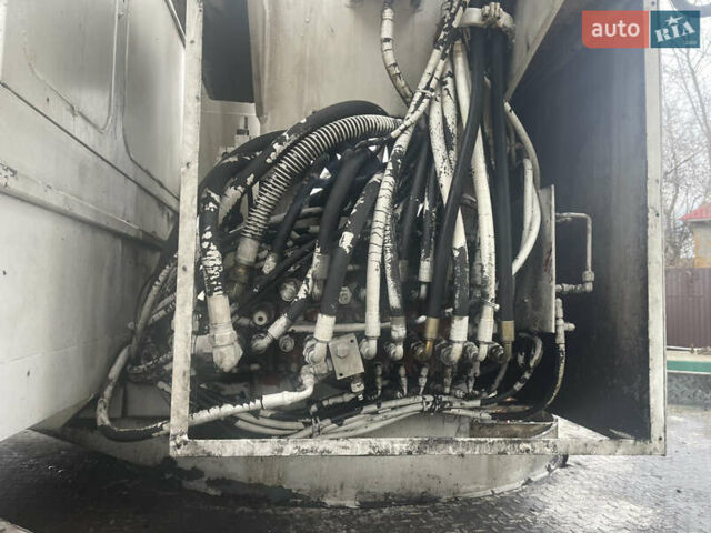 Вольво FL 6 2003 в Киеве на Automoto.ua Черный Вольво FL 6, объемом двигателя 4.75 л и пробегом 0 тыс. км за 45000 $, фото 5 на Automoto.ua