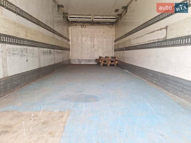 Вольво FL 6 2003 в Днепре (Днепропетровске) на Automoto.ua Желтый Вольво FL 6, объемом двигателя 6 л и пробегом 600 тыс. км за 9000 $, фото 7 на Automoto.ua