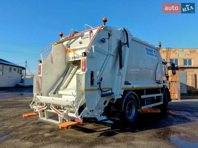 Белый Вольво FL 7, объемом двигателя 7.14 л и пробегом 290 тыс. км за 57166 $, фото 3 на Automoto.ua