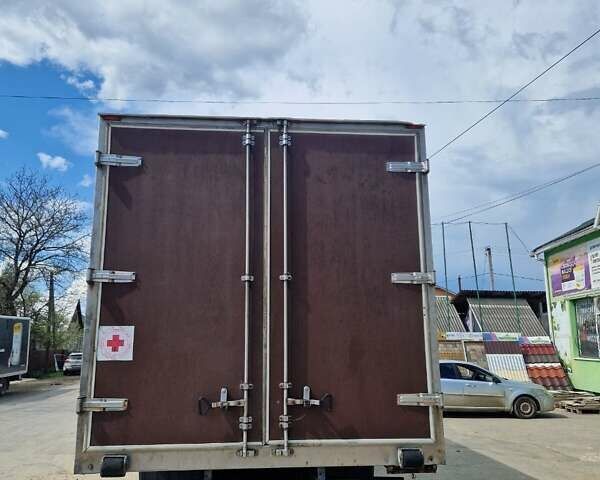 Белый Вольво FL 7, объемом двигателя 7.2 л и пробегом 551 тыс. км за 17000 $, фото 9 на Automoto.ua