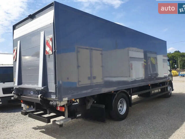 Сірий Вольво FL 7, об'ємом двигуна 7.1 л та пробігом 486 тис. км за 29900 $, фото 5 на Automoto.ua