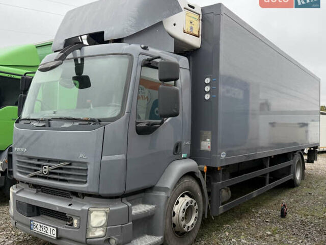 Сірий Вольво FL 7, об'ємом двигуна 7.1 л та пробігом 486 тис. км за 29900 $, фото 31 на Automoto.ua