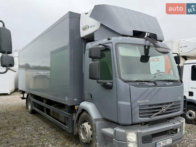 Сірий Вольво FL 7, об'ємом двигуна 7.1 л та пробігом 486 тис. км за 29900 $, фото 32 на Automoto.ua