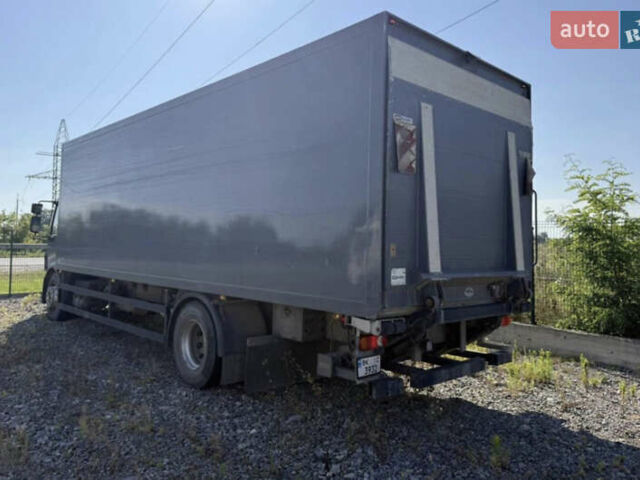 Серый Вольво FL 7, объемом двигателя 7.2 л и пробегом 487 тыс. км за 29900 $, фото 2 на Automoto.ua