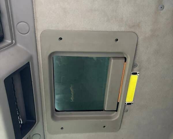 Зелений Вольво FL 7, об'ємом двигуна 7.1 л та пробігом 1 тис. км за 35000 $, фото 10 на Automoto.ua