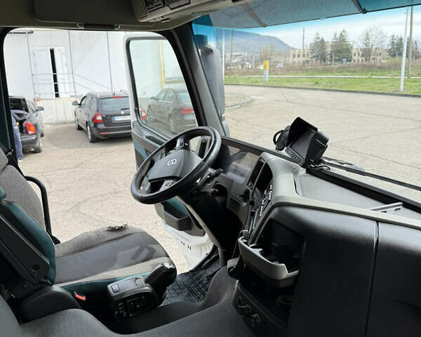 Белый Вольво FM 11, объемом двигателя 10.8 л и пробегом 880 тыс. км за 43500 $, фото 9 на Automoto.ua