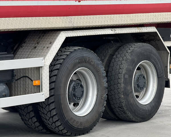 Білий Вольво FM 11, об'ємом двигуна 12.9 л та пробігом 281 тис. км за 69000 $, фото 16 на Automoto.ua