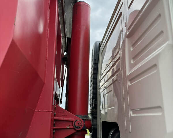 Білий Вольво FM 11, об'ємом двигуна 12.9 л та пробігом 281 тис. км за 69000 $, фото 18 на Automoto.ua