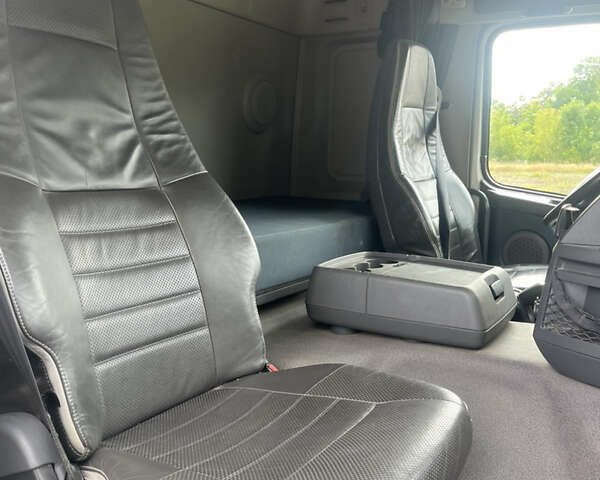 Білий Вольво FM 11, об'ємом двигуна 12.9 л та пробігом 281 тис. км за 69000 $, фото 20 на Automoto.ua