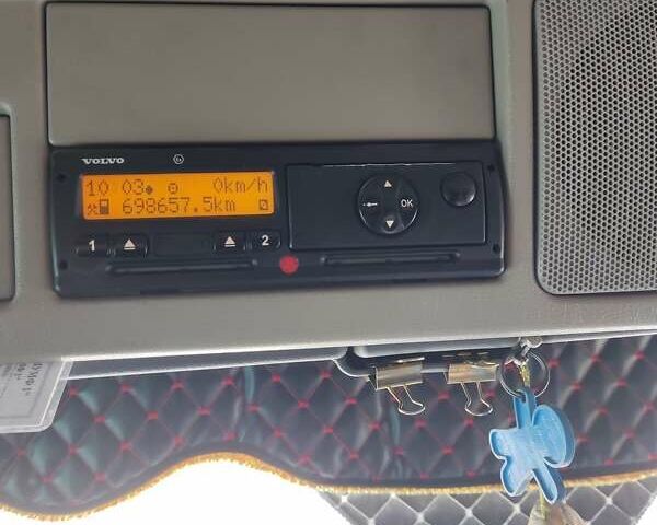 Белый Вольво FM 11, объемом двигателя 10.84 л и пробегом 706 тыс. км за 16000 $, фото 5 на Automoto.ua