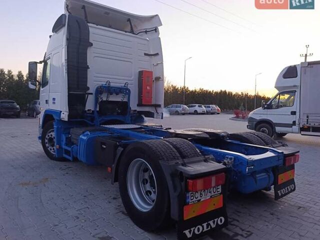 Білий Вольво FM 11, об'ємом двигуна 10.84 л та пробігом 465 тис. км за 16470 $, фото 6 на Automoto.ua