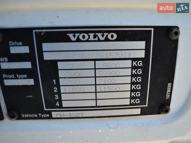 Білий Вольво FM 11, об'ємом двигуна 10.8 л та пробігом 465 тис. км за 16558 $, фото 16 на Automoto.ua