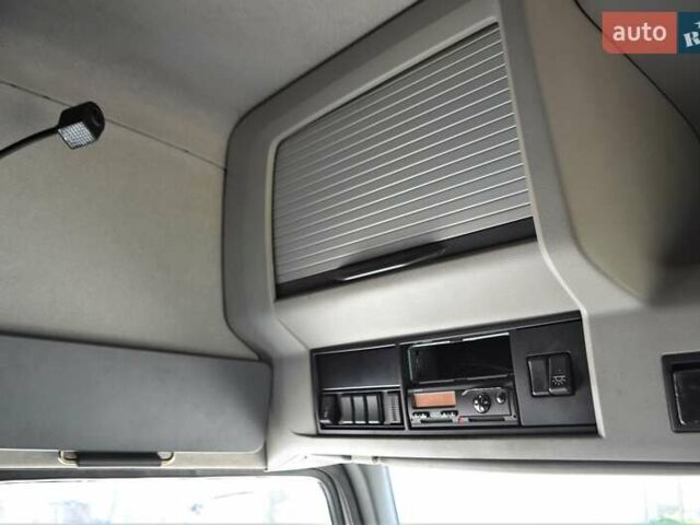 Білий Вольво FM 11, об'ємом двигуна 10.8 л та пробігом 465 тис. км за 16558 $, фото 26 на Automoto.ua