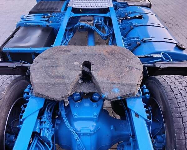 Білий Вольво FM 11, об'ємом двигуна 10.84 л та пробігом 465 тис. км за 16470 $, фото 19 на Automoto.ua