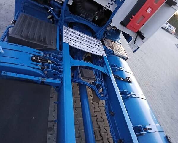 Білий Вольво FM 11, об'ємом двигуна 10.84 л та пробігом 465 тис. км за 16470 $, фото 18 на Automoto.ua