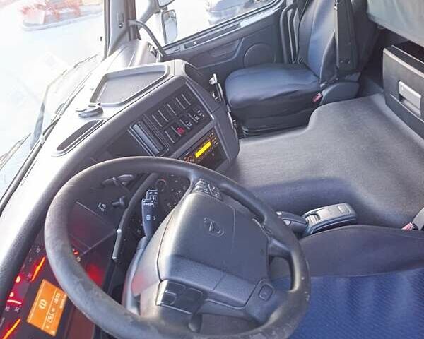 Білий Вольво FM 11, об'ємом двигуна 10.84 л та пробігом 465 тис. км за 16470 $, фото 25 на Automoto.ua