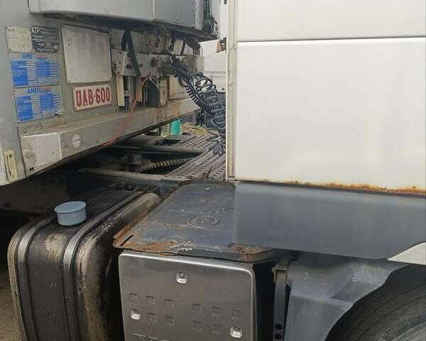 Білий Вольво FM 11, об'ємом двигуна 11 л та пробігом 900 тис. км за 15500 $, фото 3 на Automoto.ua