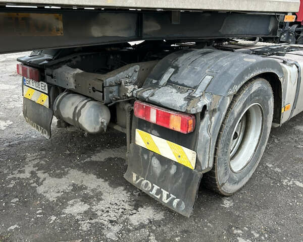 Червоний Вольво FM 11, об'ємом двигуна 10.8 л та пробігом 826 тис. км за 11900 $, фото 3 на Automoto.ua