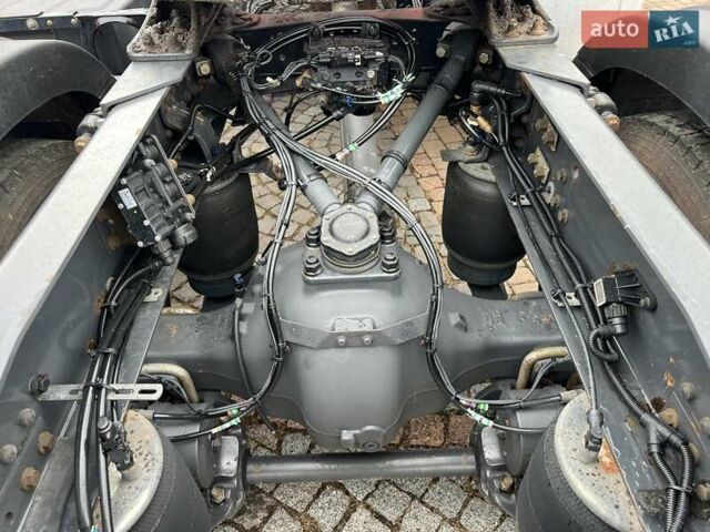 Вольво FM 11, объемом двигателя 0 л и пробегом 333 тыс. км за 28481 $, фото 17 на Automoto.ua