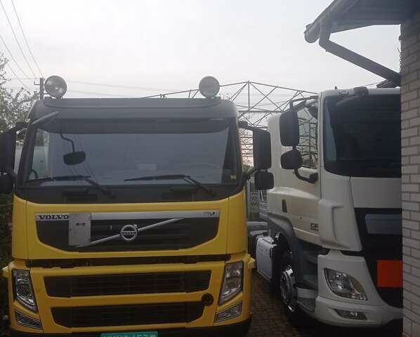 Желтый Вольво FM 11, объемом двигателя 11 л и пробегом 808 тыс. км за 32800 $, фото 36 на Automoto.ua