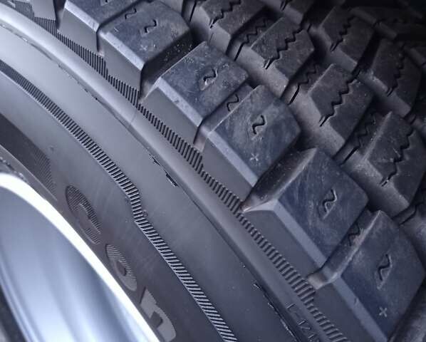 Желтый Вольво FM 11, объемом двигателя 11 л и пробегом 808 тыс. км за 32800 $, фото 42 на Automoto.ua