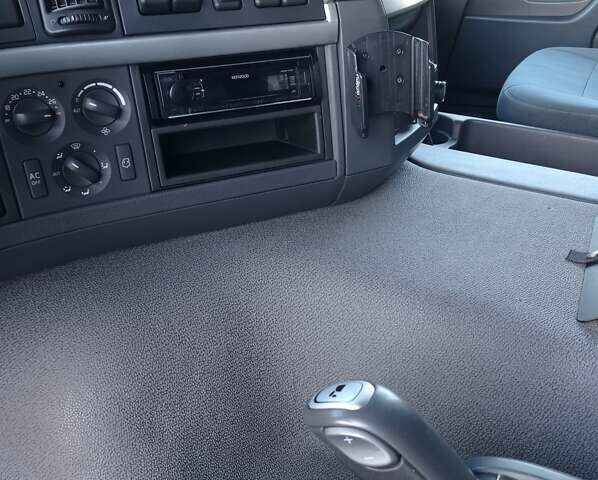 Жовтий Вольво FM 11, об'ємом двигуна 11 л та пробігом 808 тис. км за 31600 $, фото 19 на Automoto.ua