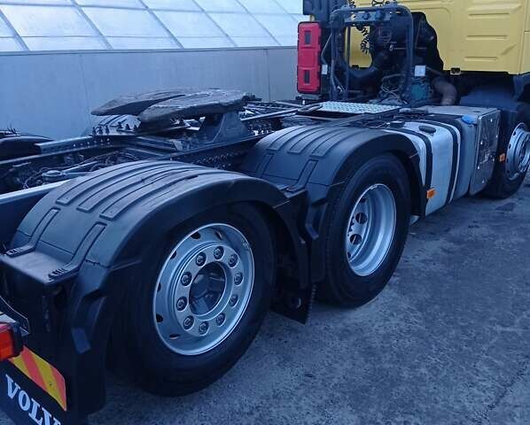 Жовтий Вольво FM 11, об'ємом двигуна 11 л та пробігом 808 тис. км за 31600 $, фото 11 на Automoto.ua