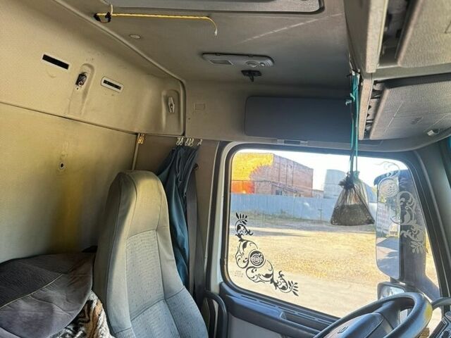 Білий Вольво ФМ 12, об'ємом двигуна 9.4 л та пробігом 2 тис. км за 17500 $, фото 2 на Automoto.ua