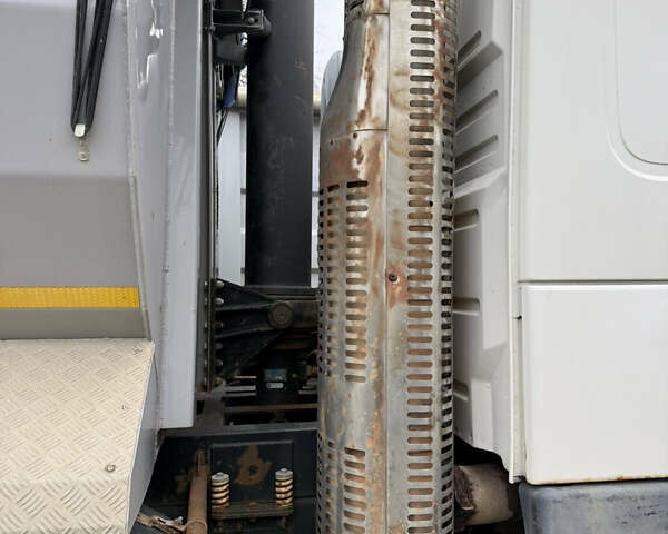 Белый Вольво ФМ 12, объемом двигателя 0 л и пробегом 460 тыс. км за 51000 $, фото 8 на Automoto.ua