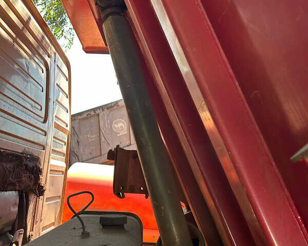 Белый Вольво ФМ 12, объемом двигателя 12.78 л и пробегом 350 тыс. км за 30000 $, фото 2 на Automoto.ua