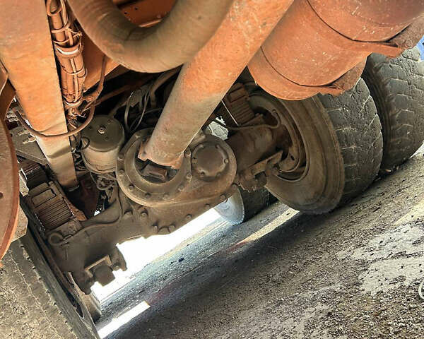 Белый Вольво ФМ 12, объемом двигателя 12.78 л и пробегом 350 тыс. км за 30000 $, фото 5 на Automoto.ua