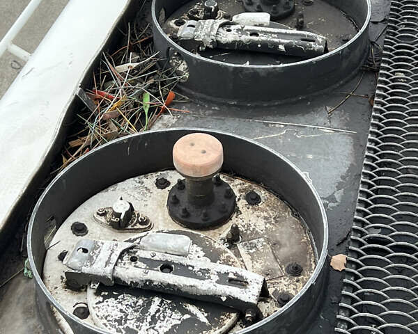 Вольво ФМ 12 1999 у Дніпро (Дніпропетровську) на Automoto.ua Білий Вольво ФМ 12, об'ємом двигуна 0 л та пробігом 900 тис. км за 11000 $, фото 16 на Automoto.ua