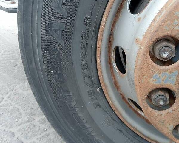 Білий Вольво ФМ 12, об'ємом двигуна 12.13 л та пробігом 890 тис. км за 6900 $, фото 20 на Automoto.ua