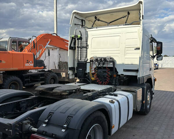 Белый Вольво ФМ 12, объемом двигателя 10.4 л и пробегом 1 тыс. км за 14500 $, фото 1 на Automoto.ua