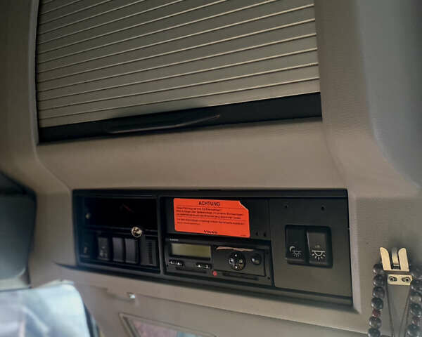 Белый Вольво ФМ 12, объемом двигателя 10.84 л и пробегом 1 тыс. км за 15500 $, фото 24 на Automoto.ua