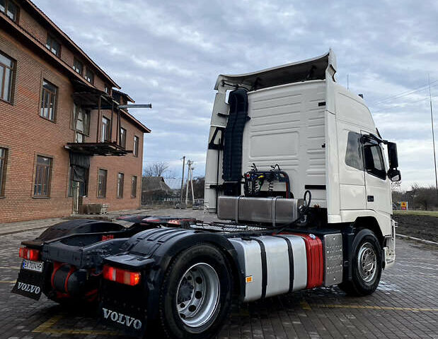 Белый Вольво ФМ 12, объемом двигателя 10.84 л и пробегом 1 тыс. км за 17500 $, фото 5 на Automoto.ua