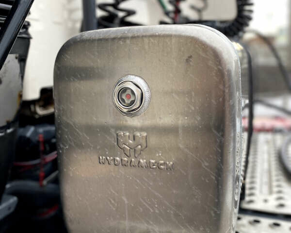 Белый Вольво ФМ 12, объемом двигателя 10.84 л и пробегом 1 тыс. км за 15500 $, фото 10 на Automoto.ua