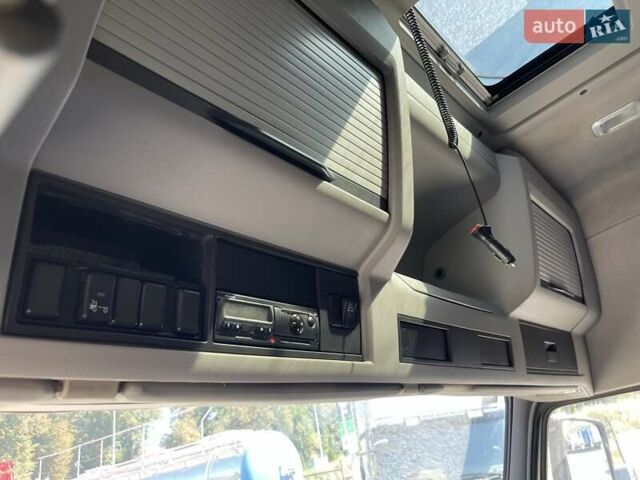 Белый Вольво ФМ 12, объемом двигателя 0 л и пробегом 1000 тыс. км за 19320 $, фото 14 на Automoto.ua