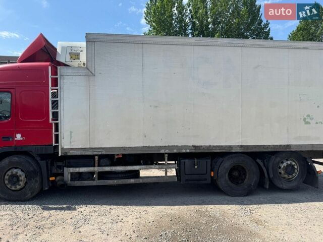 Червоний Вольво ФМ 12, об'ємом двигуна 12 л та пробігом 2 тис. км за 18500 $, фото 2 на Automoto.ua