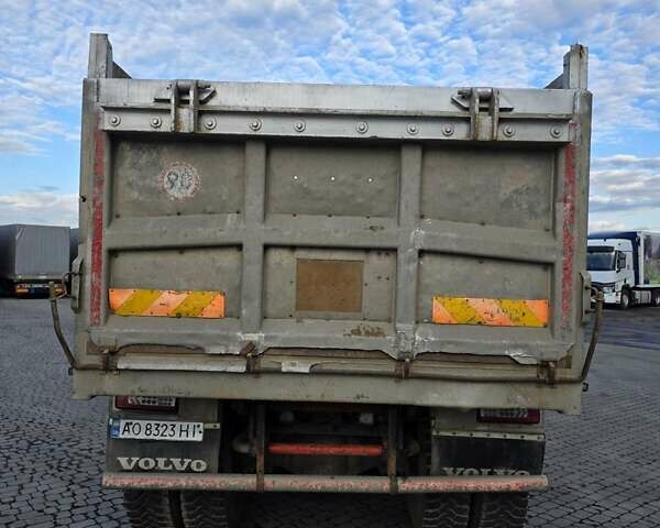 Красный Вольво ФМ 12, объемом двигателя 13 л и пробегом 830 тыс. км за 44800 $, фото 12 на Automoto.ua