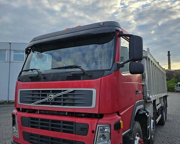 Красный Вольво ФМ 12, объемом двигателя 13 л и пробегом 830 тыс. км за 44800 $, фото 7 на Automoto.ua
