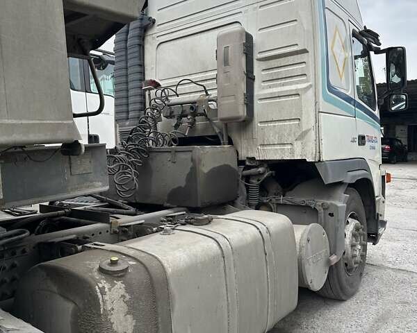Вольво ФМ 12, объемом двигателя 12.1 л и пробегом 1 тыс. км за 25000 $, фото 2 на Automoto.ua