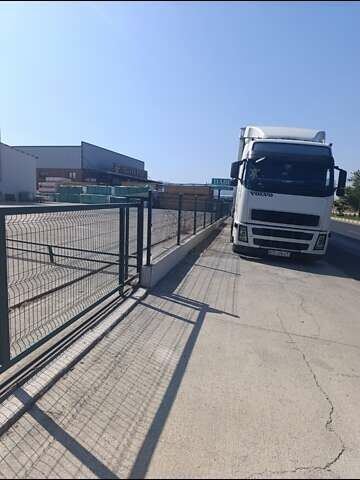 Вольво ФМ 12, объемом двигателя 0 л и пробегом 2 тыс. км за 16000 $, фото 1 на Automoto.ua