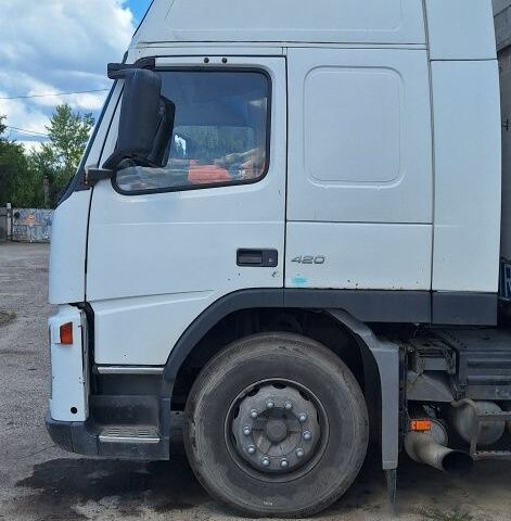Вольво ФМ 12, об'ємом двигуна 0 л та пробігом 0 тис. км за 9000 $, фото 2 на Automoto.ua