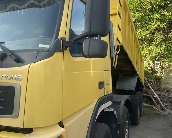 Жовтий Вольво ФМ 12, об'ємом двигуна 12.1 л та пробігом 250 тис. км за 52000 $, фото 2 на Automoto.ua