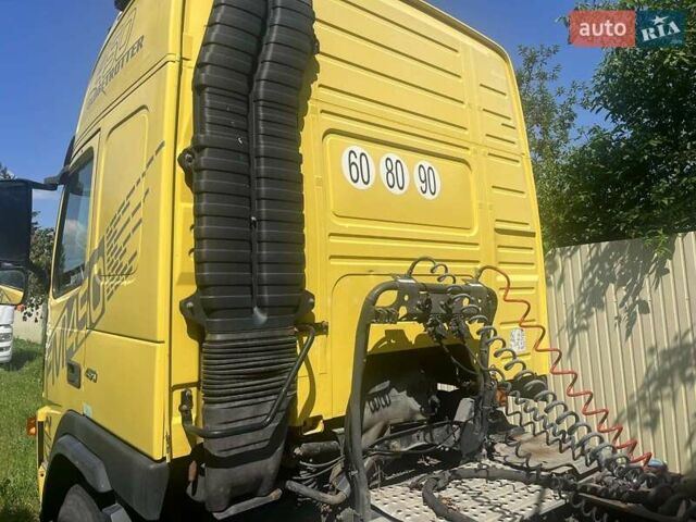 Желтый Вольво ФМ 12, объемом двигателя 10.84 л и пробегом 999 тыс. км за 16500 $, фото 4 на Automoto.ua